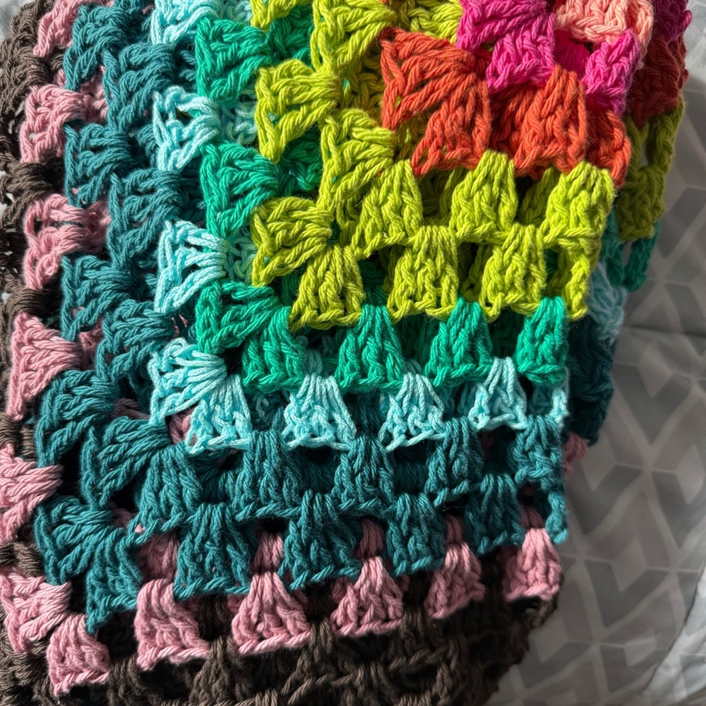 New XL crochet handmade women's hexagon open cardigan - Picture 7 of 9